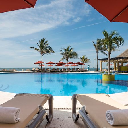Camino Real Veracruz Eksteriør bilde Pool at the Iberostar Grand Hotel Bávaro