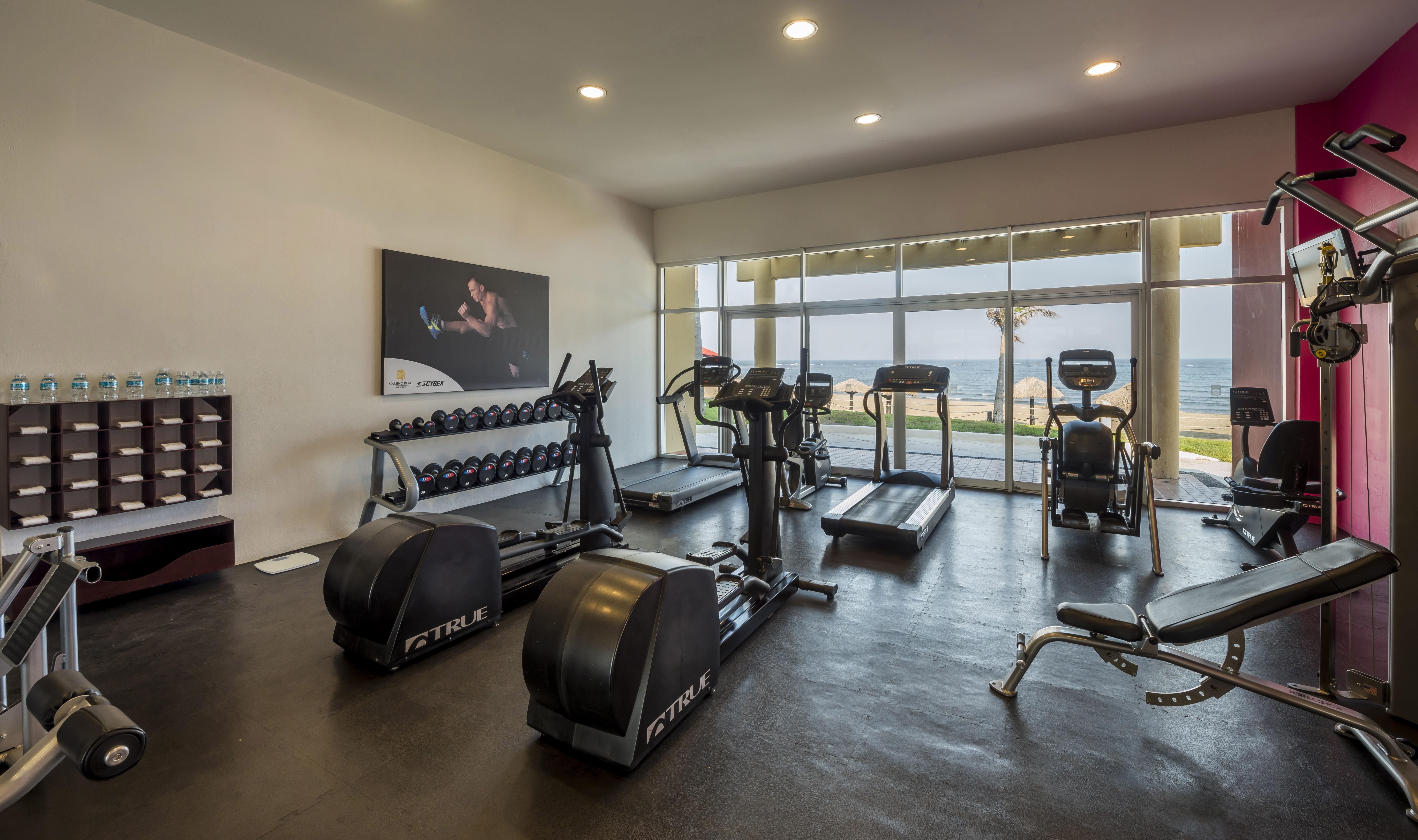 Camino Real Veracruz Eksteriør bilde The gym at the hotel