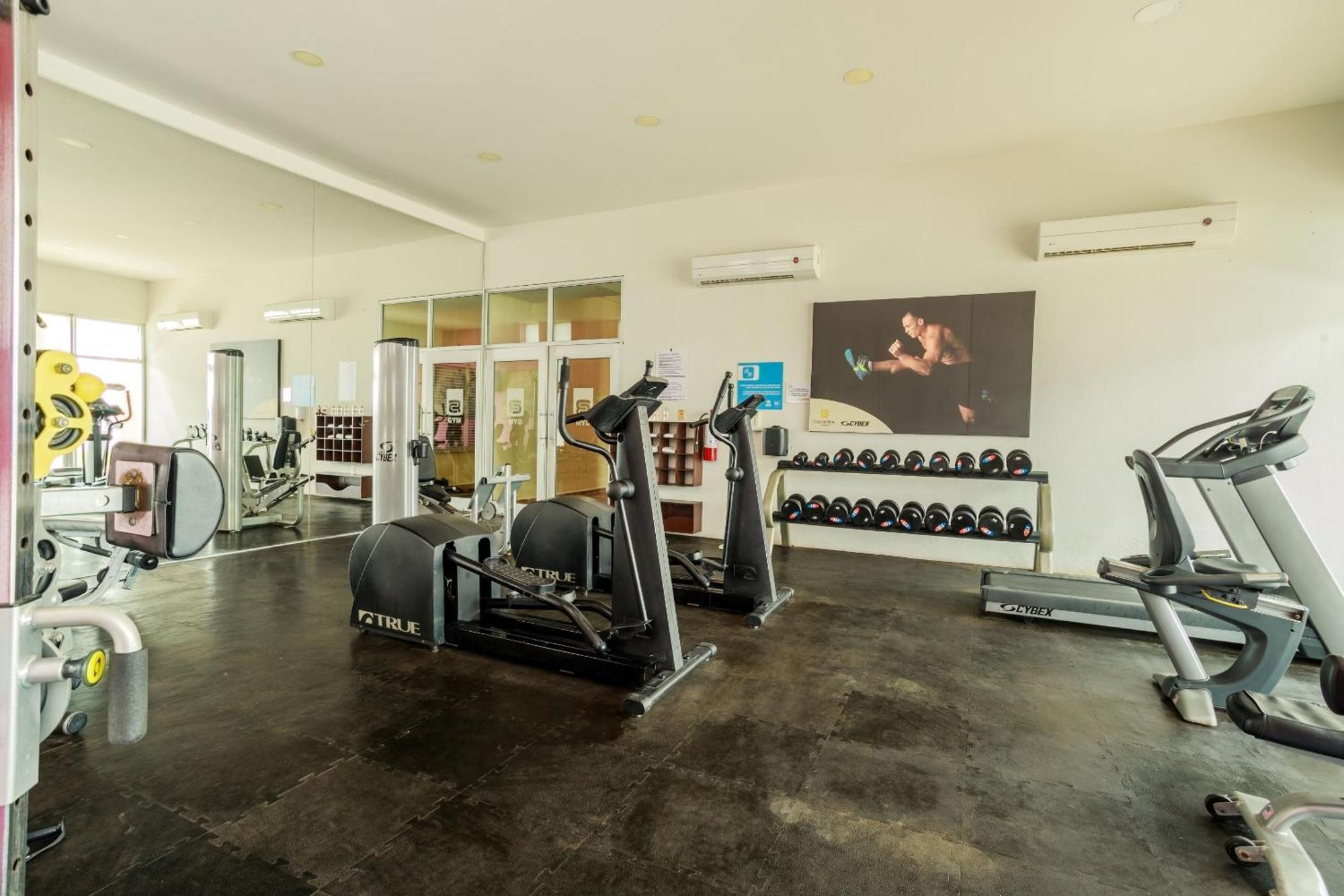 Camino Real Veracruz Eksteriør bilde The gym at the hotel