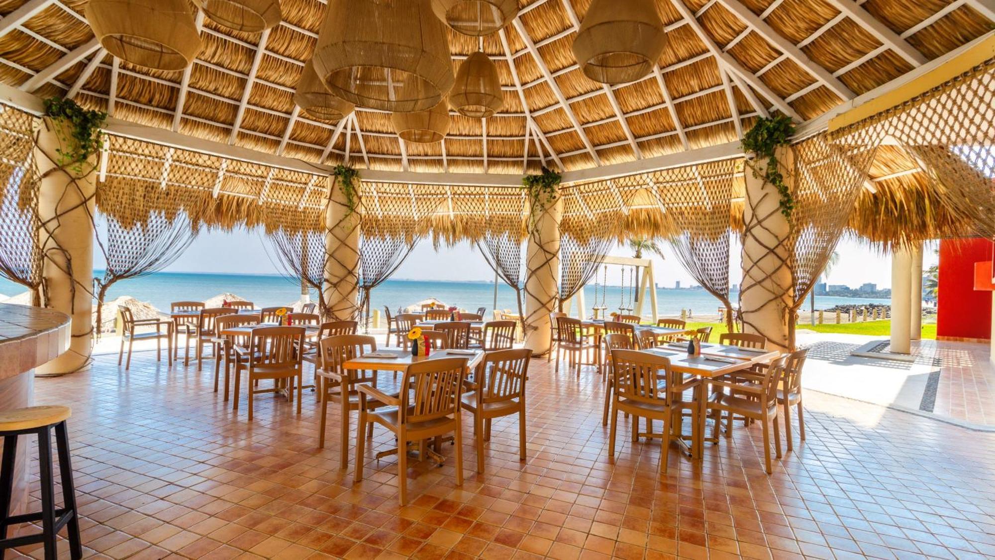 Camino Real Veracruz Eksteriør bilde Restaurant in the resort